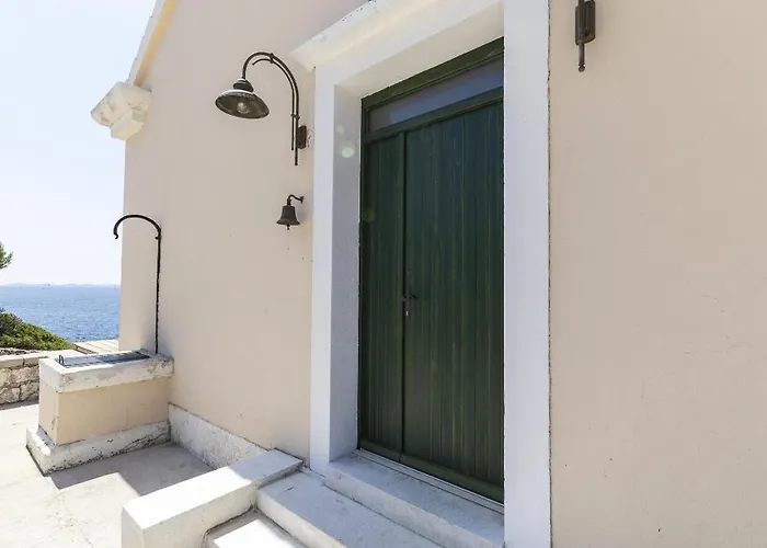 Lighthouse Prisnjak Murter